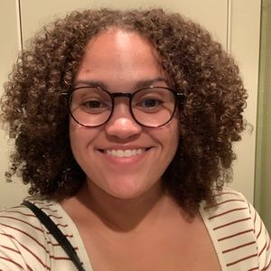 Meet your Posher, Ashley